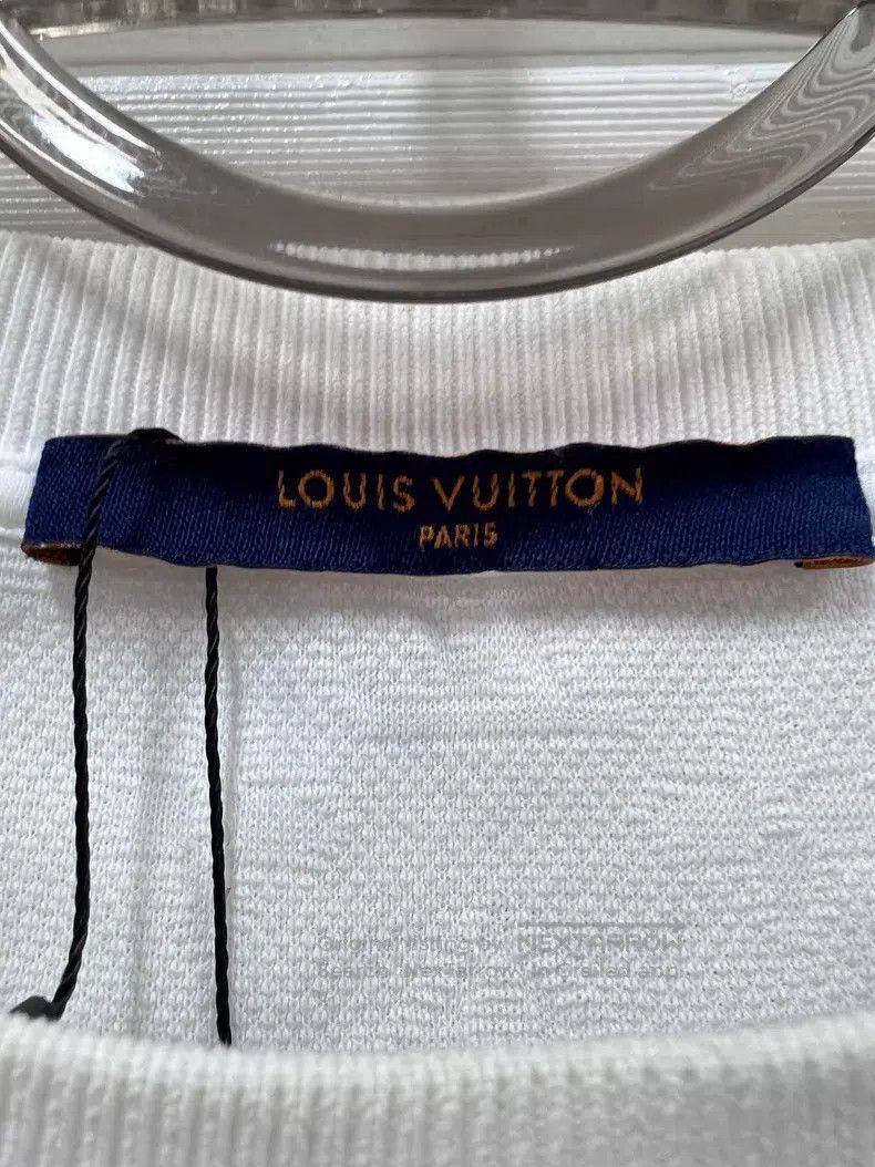 Louis Vuitton Louis Vuitton Three-dimensional pocket dark grain full pri Size US S / EU 44-46 / 1 - 3 Thumbnail