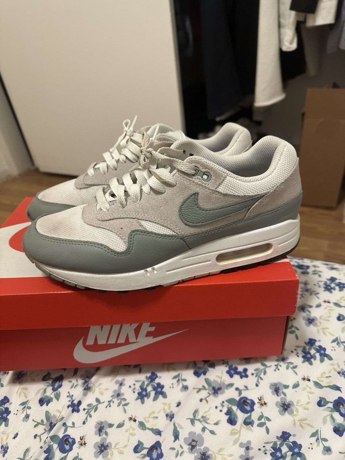Nike Air max 1 Mica Green Size US 9 / EU 42 - 2 Thumbnail