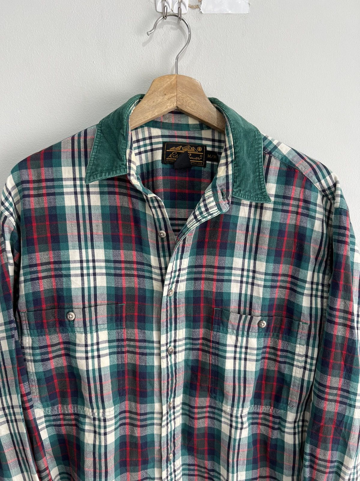 Eddie Bauer Vintage Eddie Bauer Plaid Flannel Button Up Shirt corduroy Size US M / EU 48-50 / 2 - 4 Thumbnail