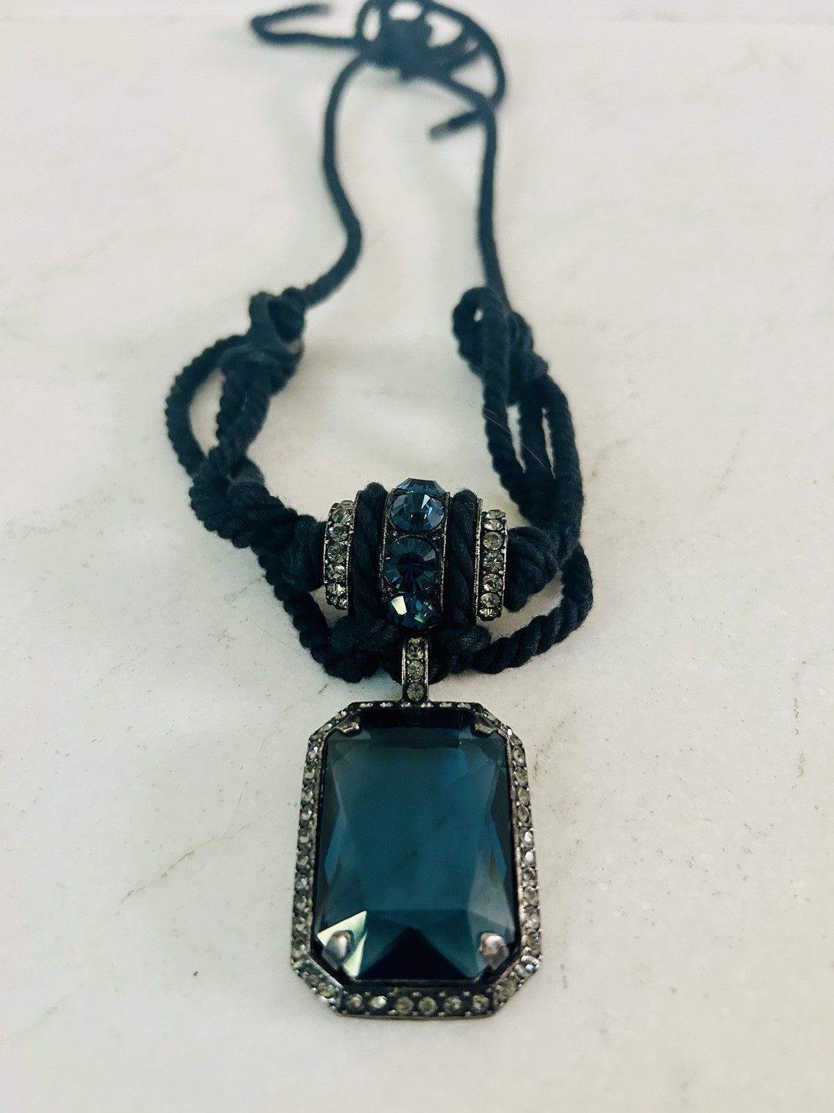 Lanvin Lanvin blue crystal pendant statement necklace Size ONE SIZE - 9 Thumbnail