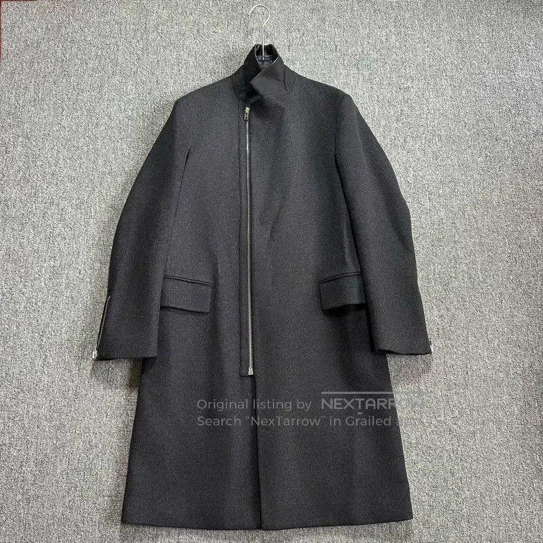 Alexander McQueen Alexander Mcqueen Black and gray, stitched leather collar, Size US S / EU 44-46 / 1 - 4 Thumbnail
