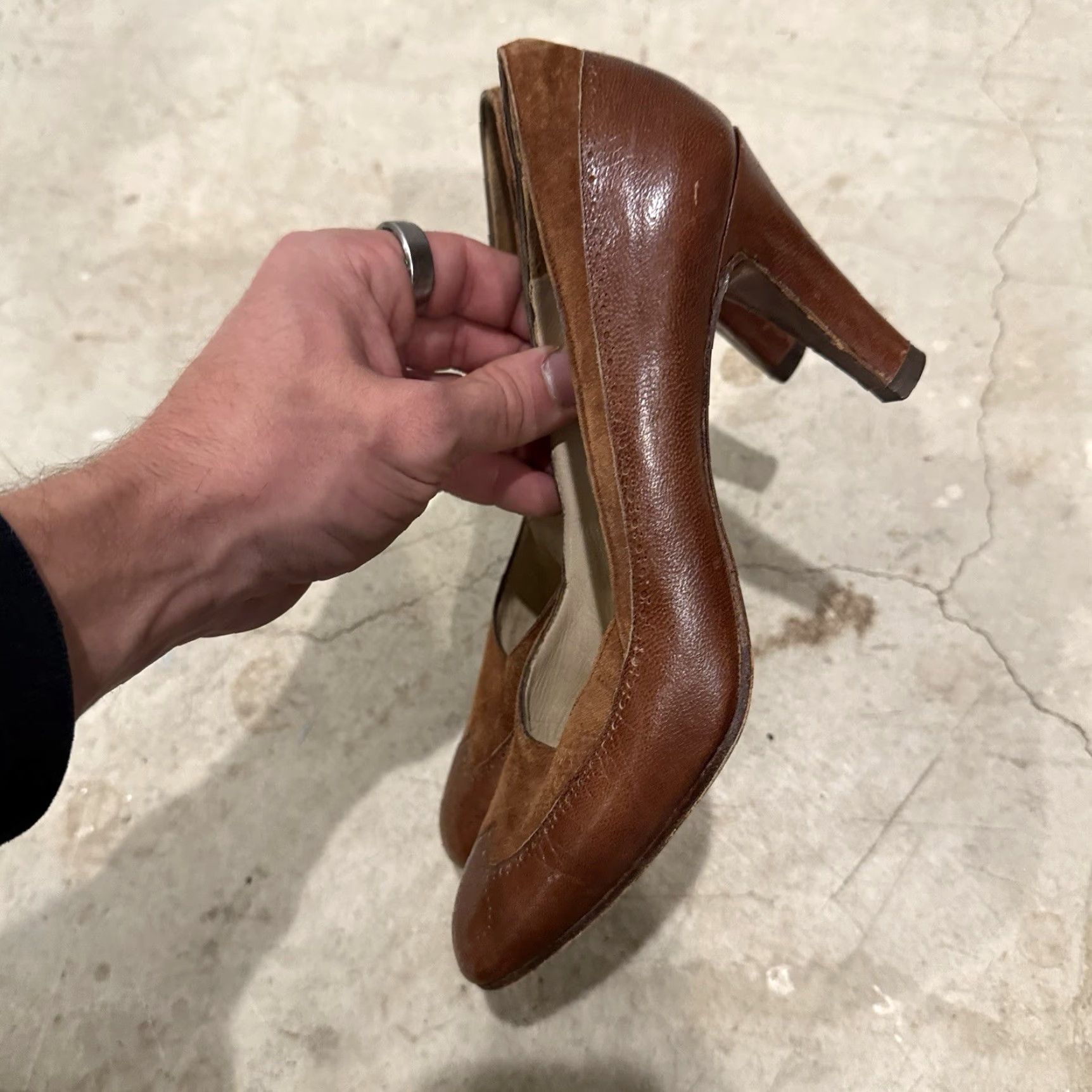 Bally VINTAGE Bally Leather Pumps Womens 7 Brown Heel Dress Shoes Block Heel Closed Toe Slip On Cap Toe Leather US 7 Italy Classic Pump Womens Size M / US 6-8 / IT 42-44 - 5 Thumbnail