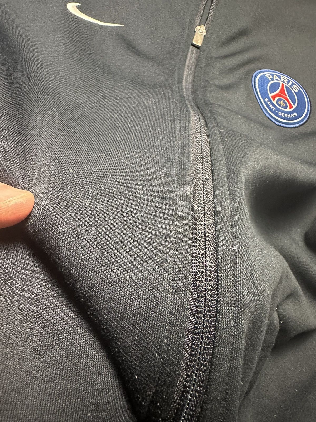 Vintage Vintage Nike Paris PSG soccer jacket size M logo Size US M / EU 48-50 / 2 - 6 Thumbnail