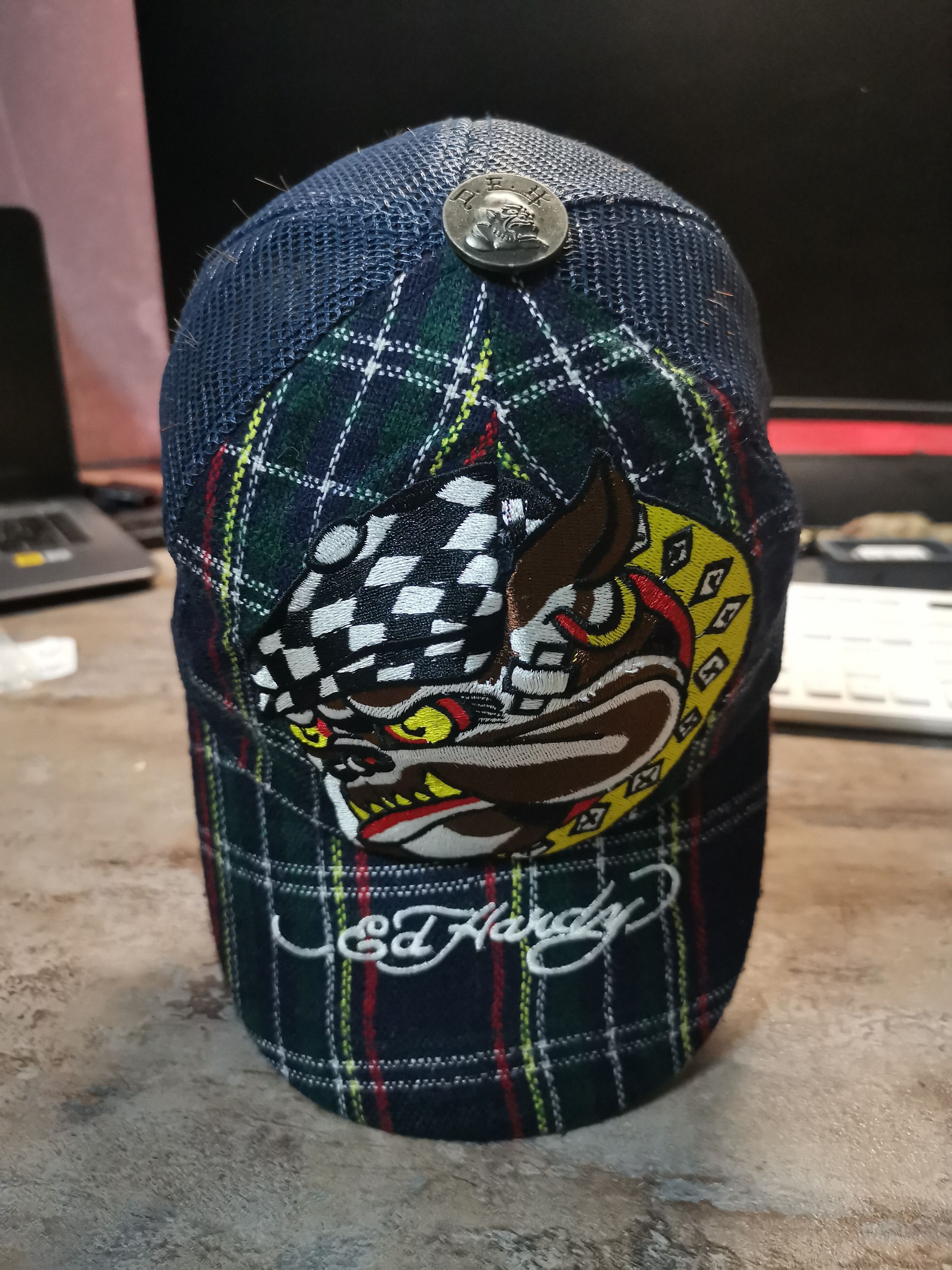 Ed Hardy × Vintage Vintage Tatoo Wear Ed Hardy - Embroidery Size ONE SIZE - 4 Thumbnail