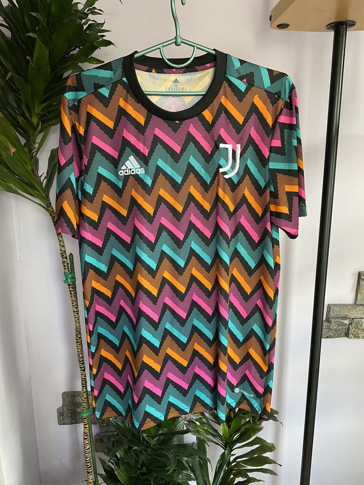 Adidas × Vintage Juventus 2020-2021 Jersey blokecore Size US M / EU 48-50 / 2 - 1 Thumbnail