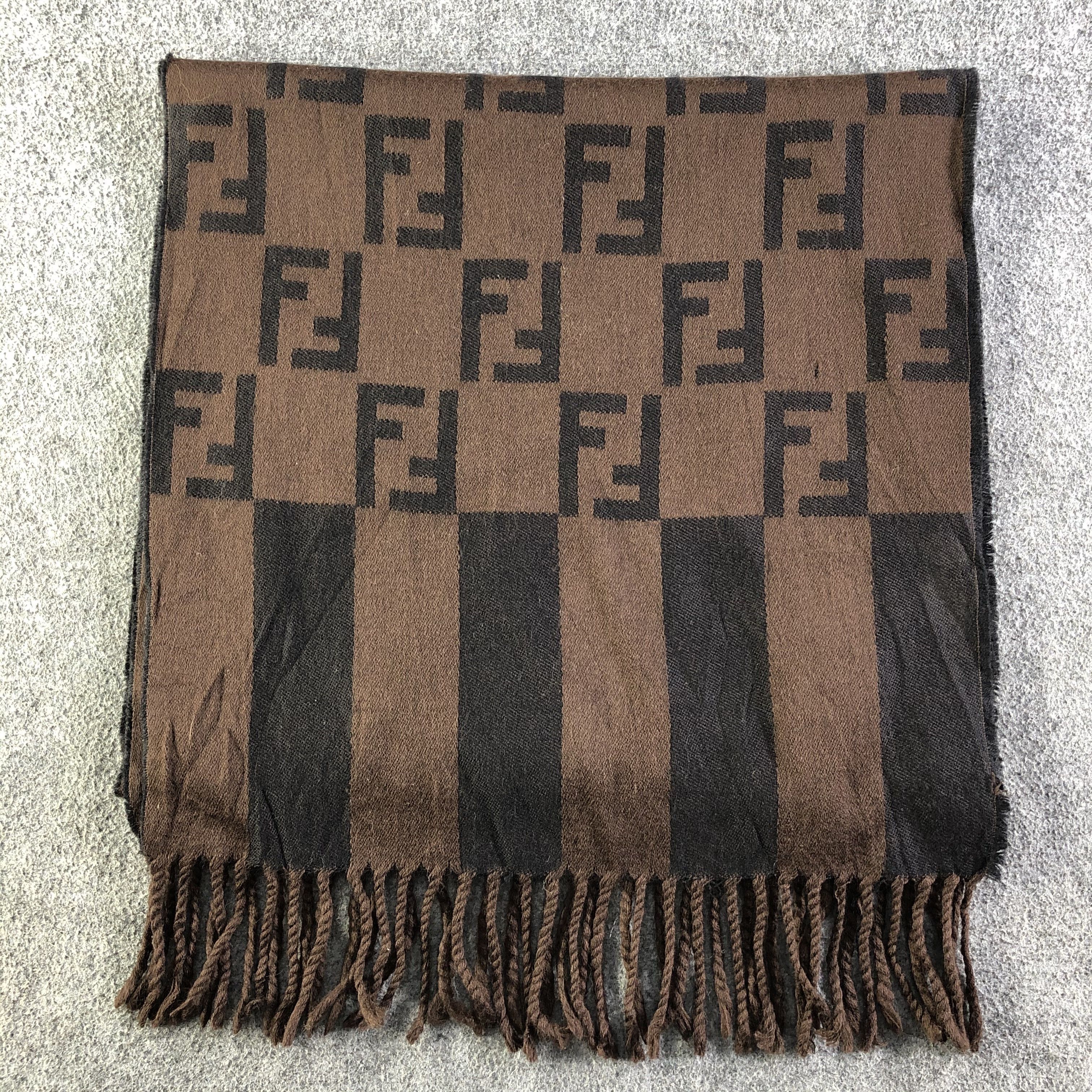 Fendi Fendi Scarf / Muffler / Neckwear P557 Size ONE SIZE - 4 Thumbnail