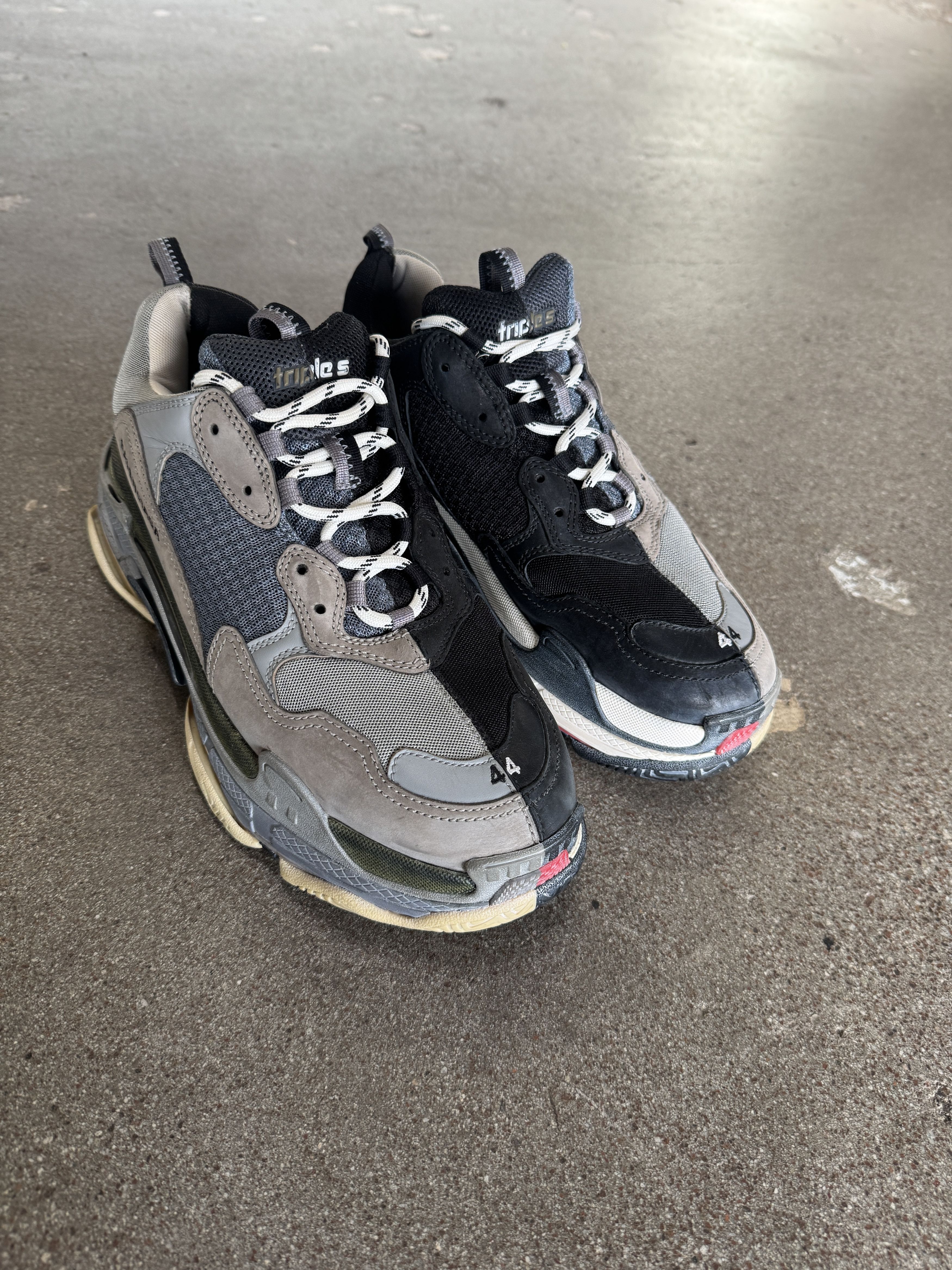Balenciaga Split Triple S Sneakers Size US 11 / EU 44 - 1 Thumbnail