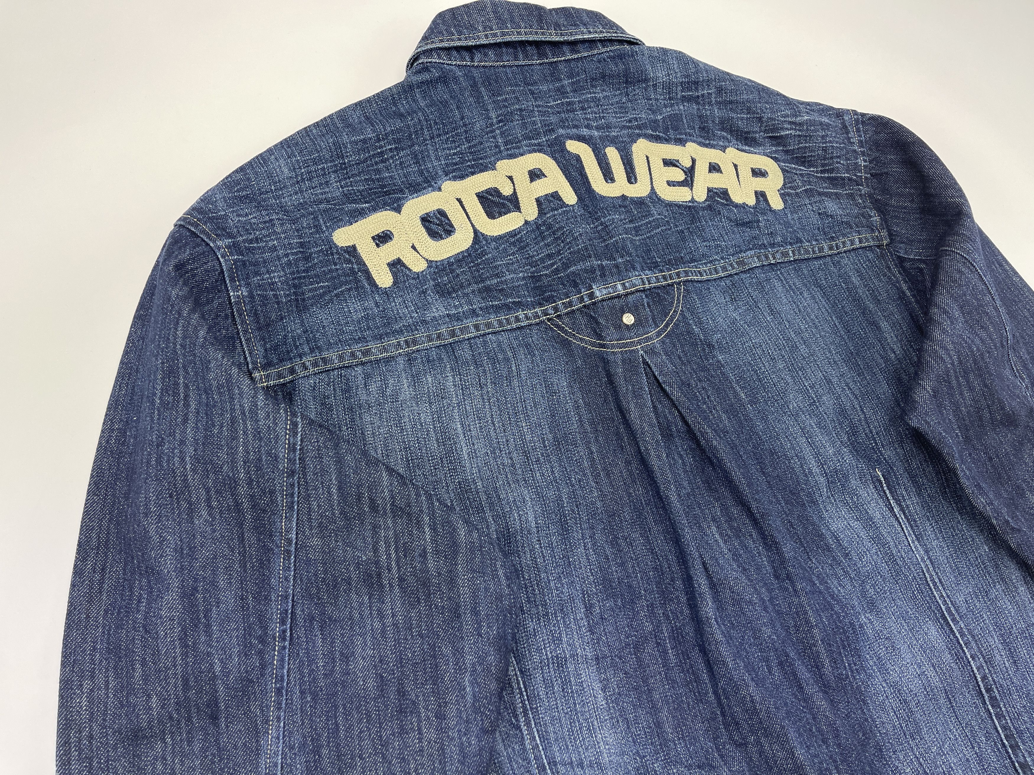 Rocawear Rocawear jacket, blue, vintage Roca Wear denim jacket, 90s L Size US L / EU 52-54 / 3 - 10 Thumbnail
