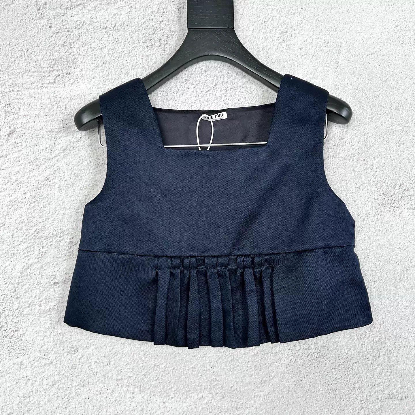 Miu Miu MIU MIU blue suede vest size 36 Size XS / US 0-2 / IT 36-38 - 1 Thumbnail