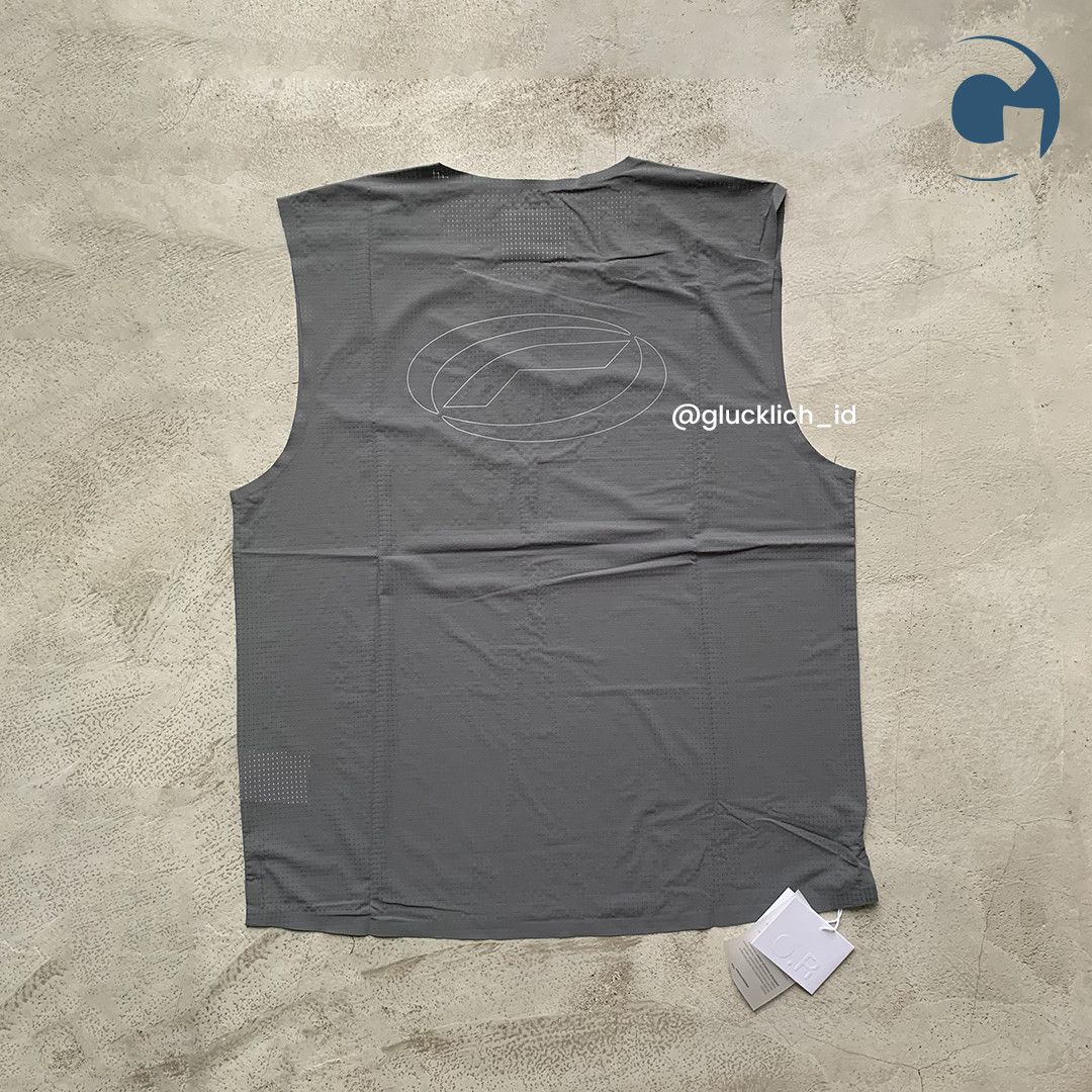 Other Optimistic Runners, Perforated Crop Tank Top in Grey Size US S / EU 44-46 / 1 - 4 Thumbnail