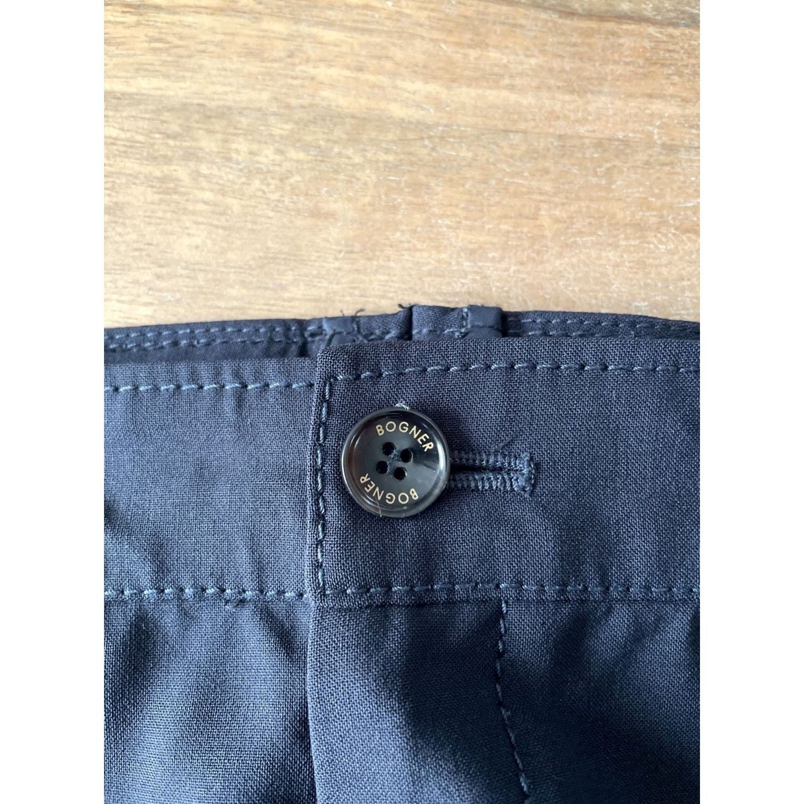 Bogner VINTAGE Bogner Dress Pants Womens Regular Size 34x29 Navy Blue Lightweight Wool Mid Rise Dress Pants Womens Mens? Size 32" / US 10 / IT 46 - 5 Thumbnail