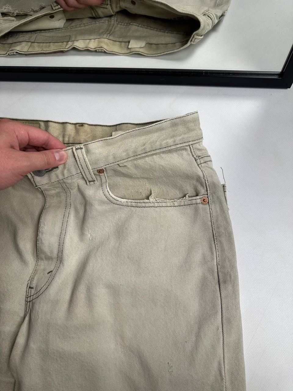 Levi's 🔥GRAIL Vintage True 90s Levis Dirty Washed Faded Jeans Size US 32 / EU 48 - 4 Thumbnail