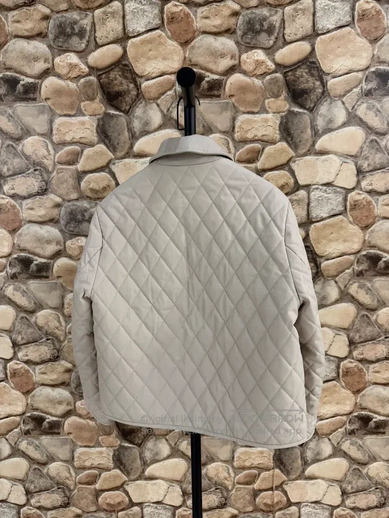 Loro Piana Loro Piana LaFille Beige Diamond Quilted Jacket Size XS / US 0-2 / IT 36-38 - 2 Thumbnail