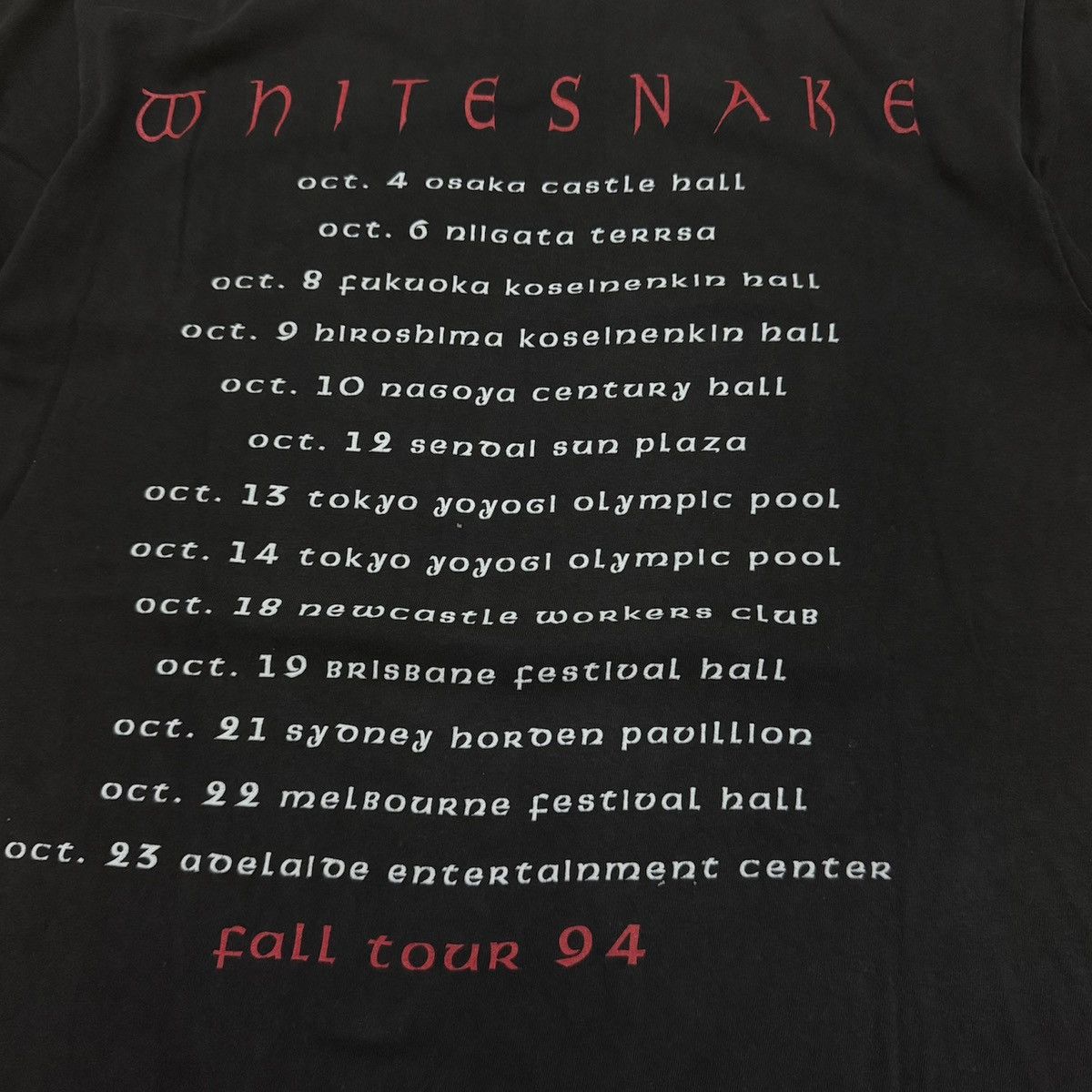 Band Tees × Vintage Vintage 90s Whitesnakes Fall Tour 1994 Tshirt Size US L / EU 52-54 / 3 - 9 Thumbnail