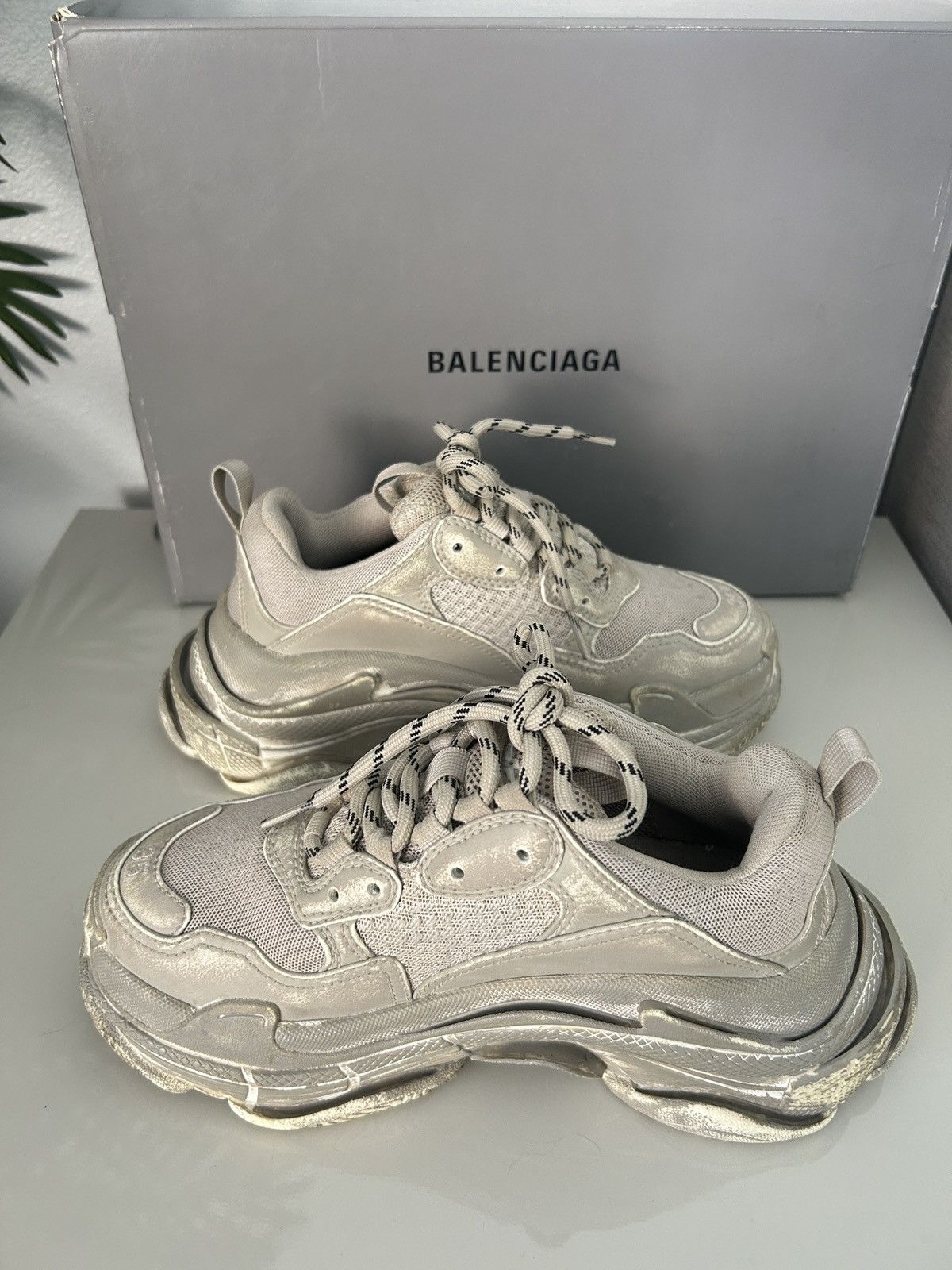 Balenciaga Balenciaga Triple S sneaker mesh/washed gray/// SALE Size US 5 / IT 35 - 4 Thumbnail