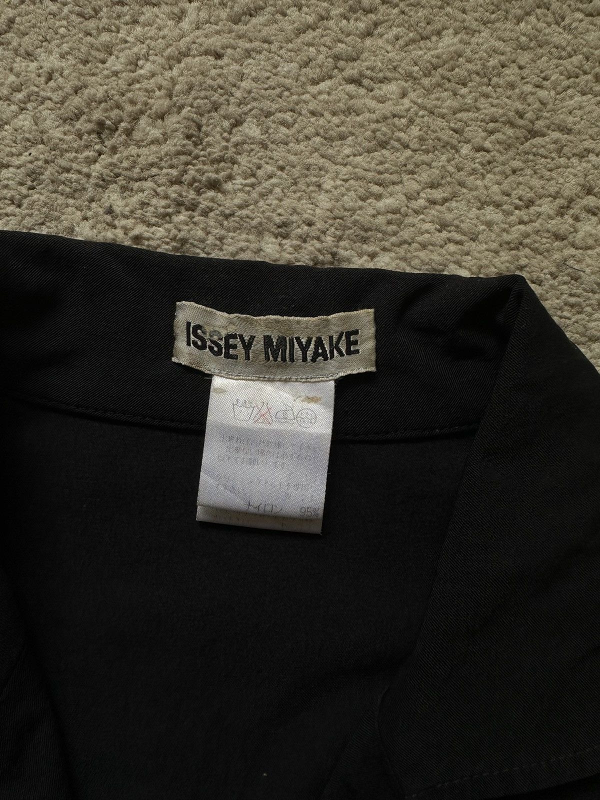 Issey Miyake AW1999 Vintage Issey Miyake Nylon Open Collar Light Jacket Size US L / EU 52-54 / 3 - 7 Thumbnail