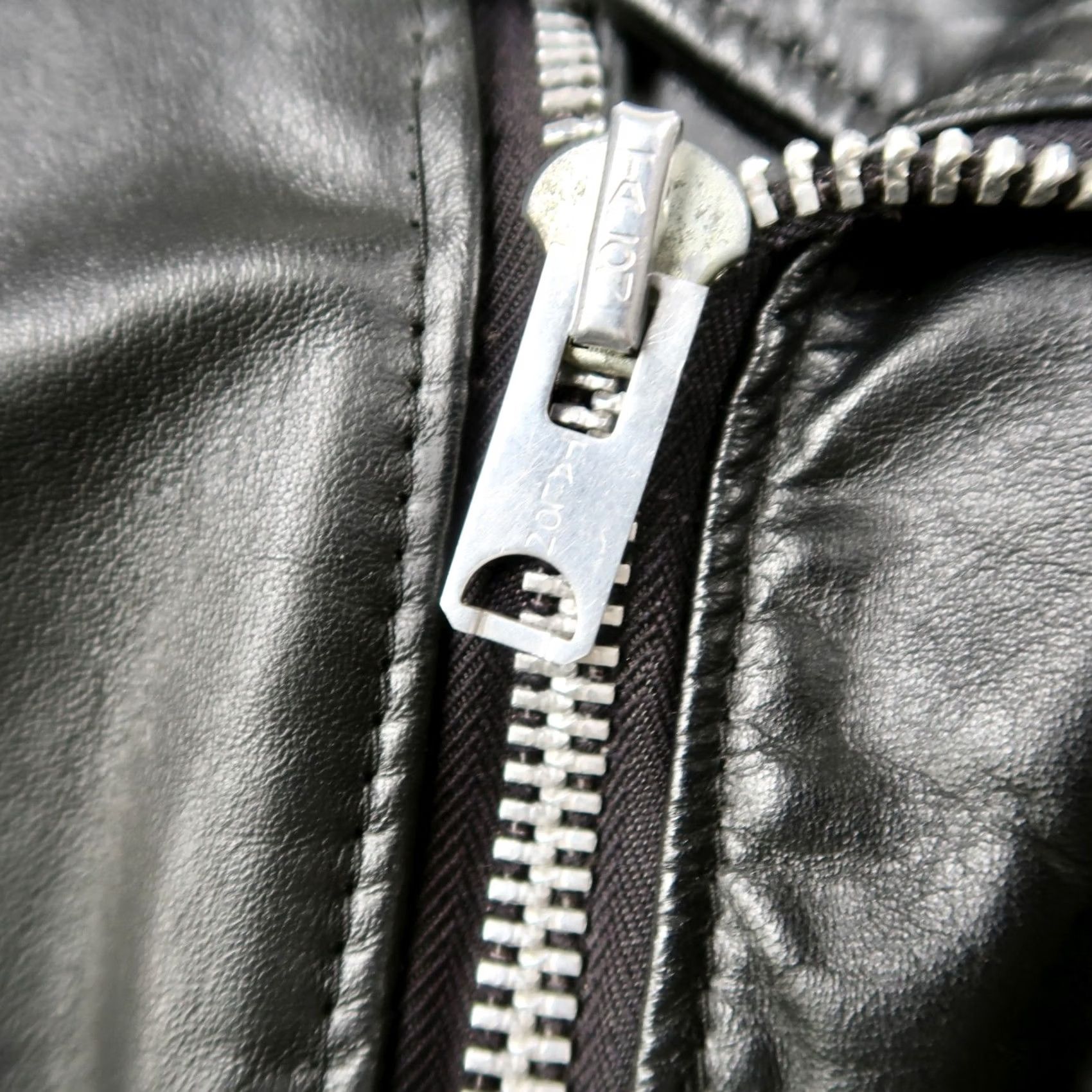 Vintage VINTAGE Motorcycle Jacket Black 60s Leather Zip Men’s Size 38 Biker Easy Rider Size US XXS / EU 40 - 5 Thumbnail