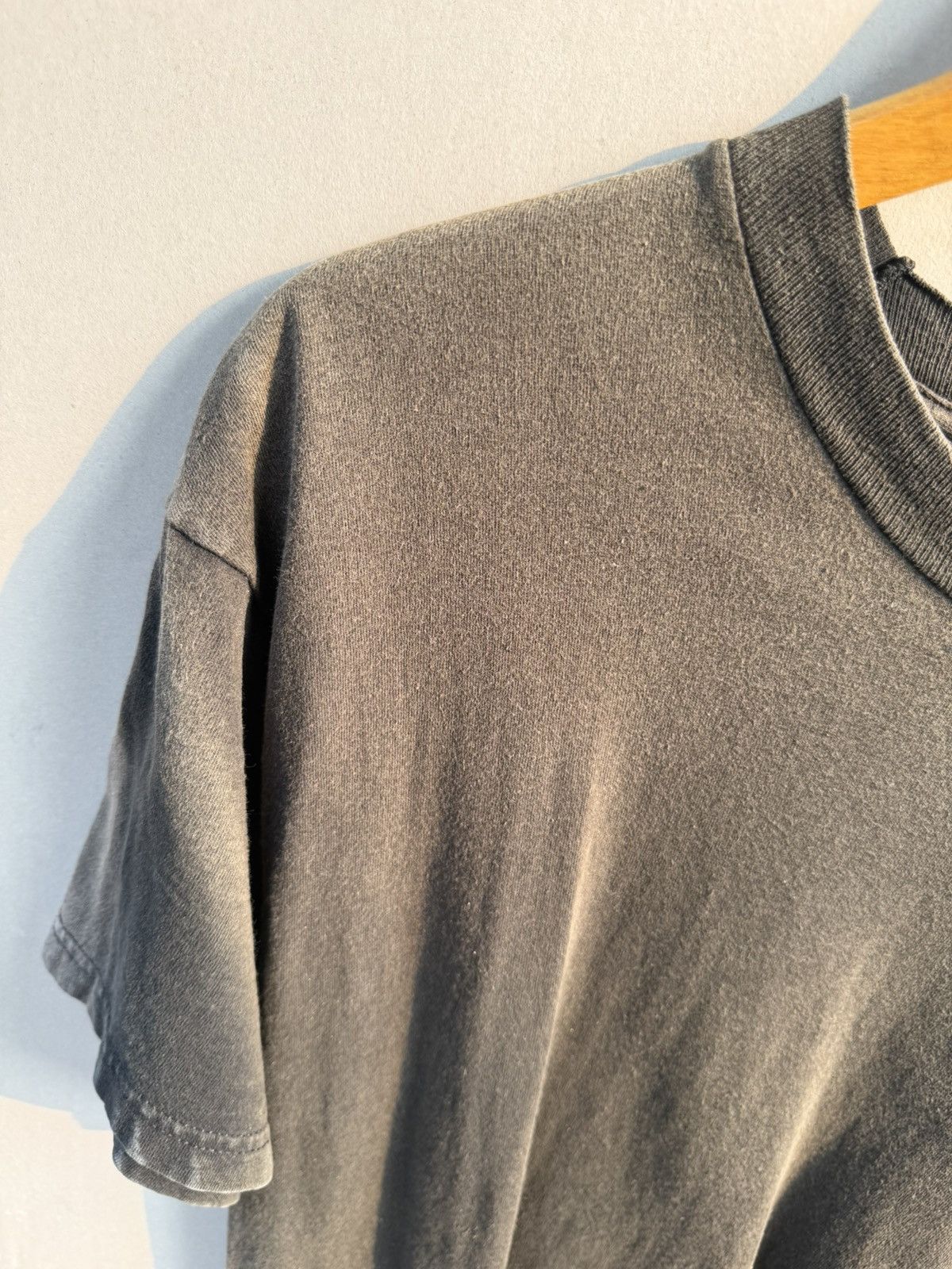 Band Tees Trsahed sunfaded T-Shirt Size US L / EU 52-54 / 3 - 3 Thumbnail