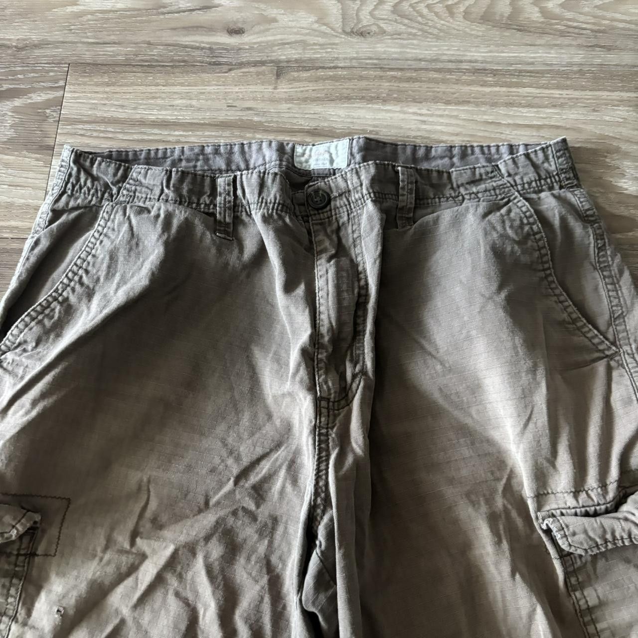 Vintage Crazy Vintage Y2K/2000s Baggy Faded Grunge Skater Style Cargo Shorts! Size 36 Size US 36 / EU 52 - 2 Thumbnail