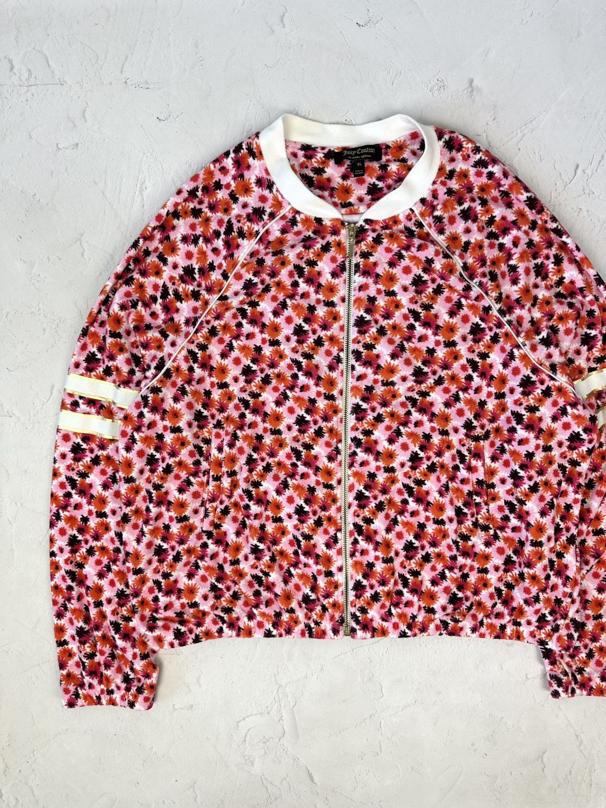 Beauty Beast × Juicy Couture × Vintage Vintage Juicy Couture Printed Velour Bomber Jacket Size XL / US 12-14 / IT 48-50 - 7 Thumbnail