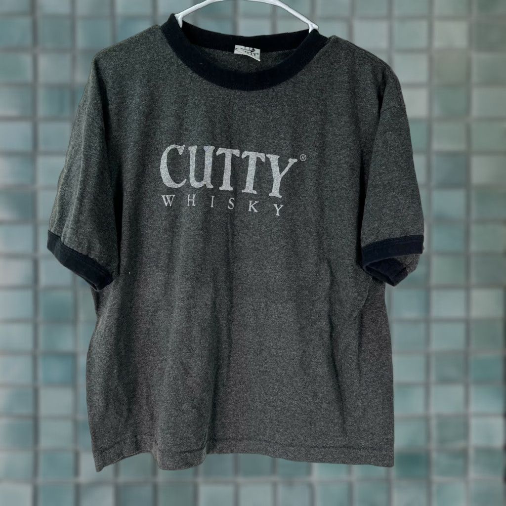 Vintage Cutty Whisky Mens Crew Neck T-Shirt Graphic Gray L Adult Regular Short Sleeve Casual 100% Cotton Size US L / EU 52-54 / 3 - 1 Thumbnail