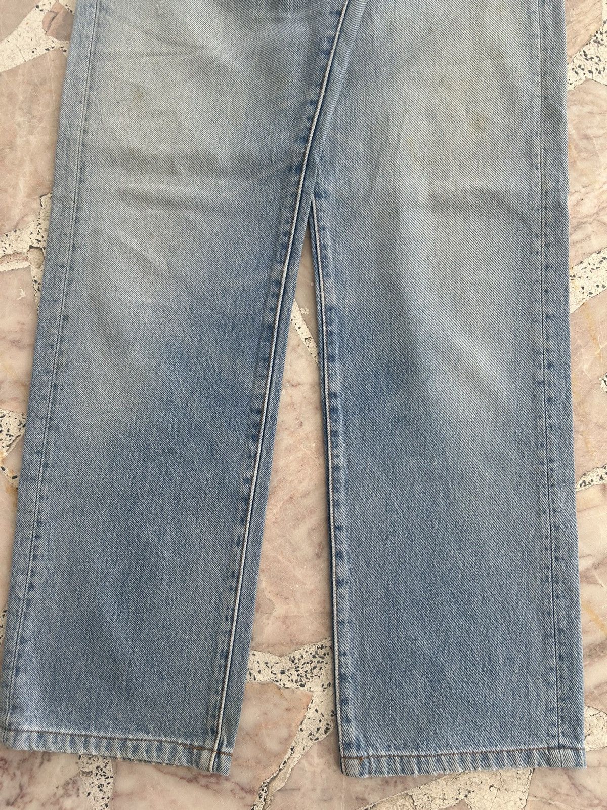 Levi's Levis Vintage 501xx Japan Ripped Jeans Size 24" / US 00 / IT 34 - 3 Thumbnail