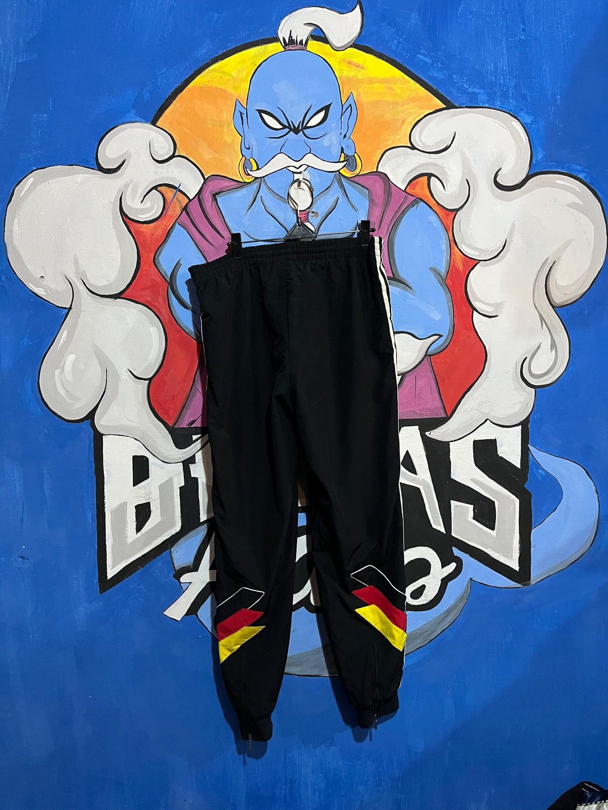 Adidas Adidas trcakpants jogger vintage germany Size US 34 / EU 50 - 1 Thumbnail
