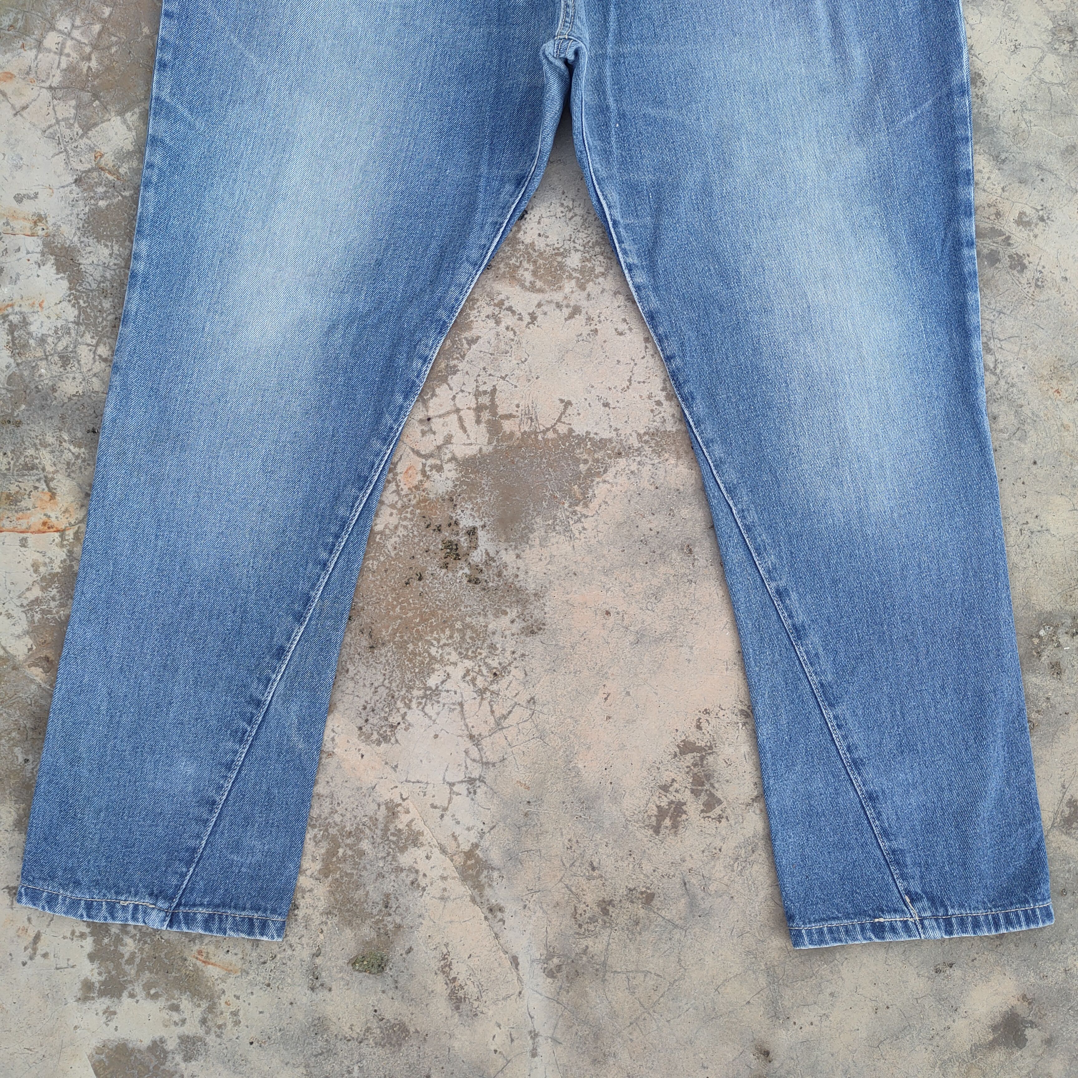 Japanese Brand × Jean × Seditionaries VINTAGE AND IT FLY BUTTON FADED JEANS DENIM PANTS Size US 36 / EU 52 - 4 Thumbnail