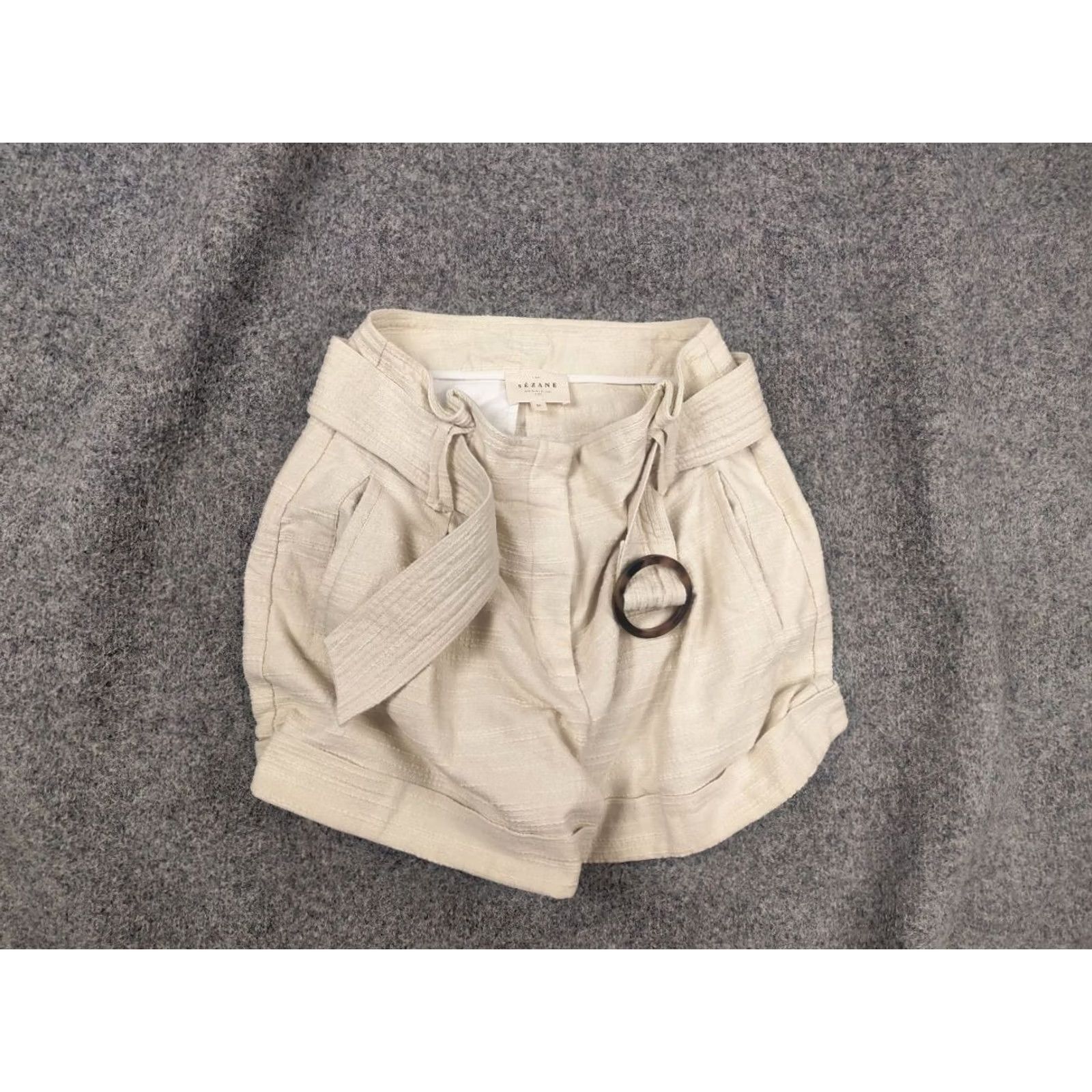 Vintage Sezane Design Rome Beige Woven Belted Cuff Shorts High-rise Size 28" / US 6 / IT 42 - 2 Thumbnail