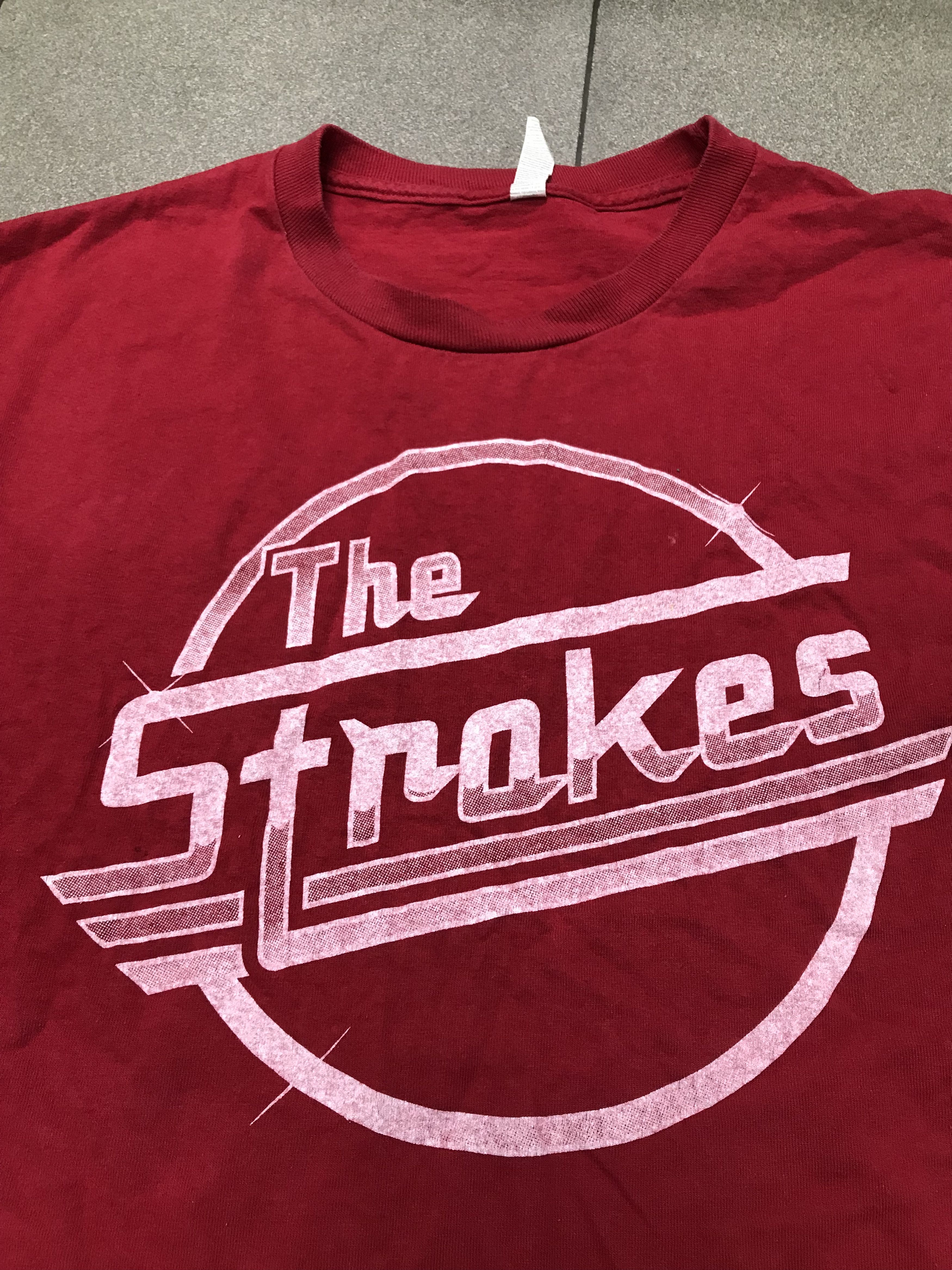 Band Tees THE STROKES Size US XL / EU 56 / 4 - 2 Thumbnail