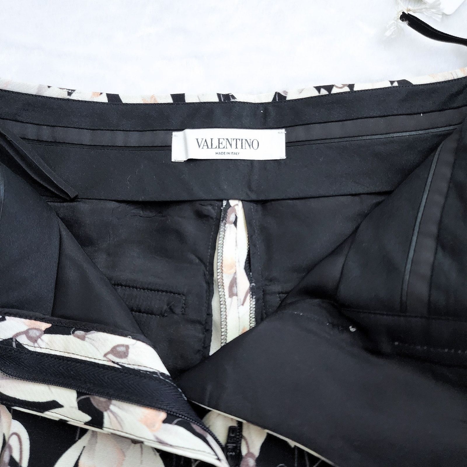 Valentino Valentino Snowdrop Crepe Couture Floral Trousers MSRP $2200 Size 26" / US 2 / IT 38 - 4 Thumbnail