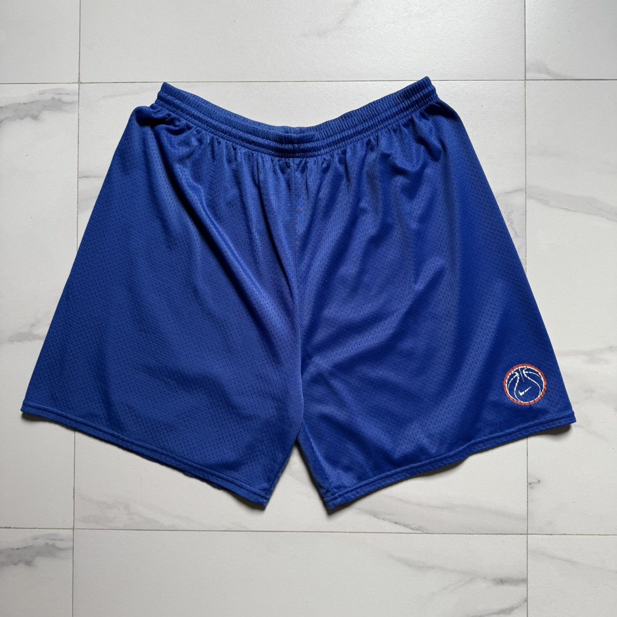Nike × Vintage Vintage 90s Nike Basketball Shorts Size US 36 / EU 52 - 2 Thumbnail