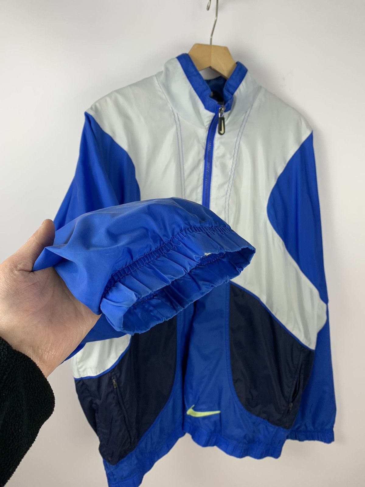 Vintage Nike Vintage Retro Nylon Jacket Big Logo Swoosh Zip 90’s Size US XL / EU 56 / 4 - 6 Thumbnail