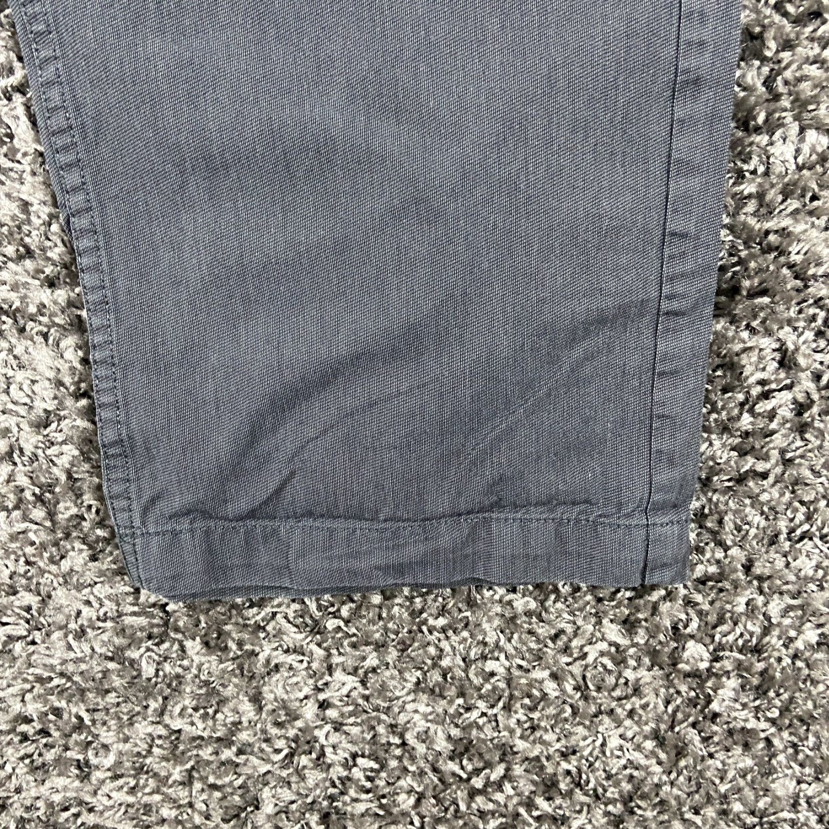 Calvin Klein Calvin Klein Pants Men 32x27 Gray Chino Mens Size US 32 / EU 48 - 2 Thumbnail