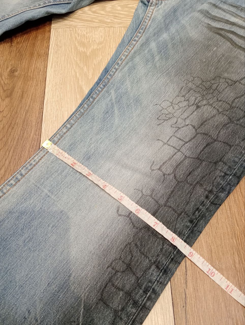 semanticdesign SEMANTIC DESIGN JAPAN BLUE WASHED SNAKE FLARED DENIM PANTS Size US 36 / EU 52 - 18 Thumbnail
