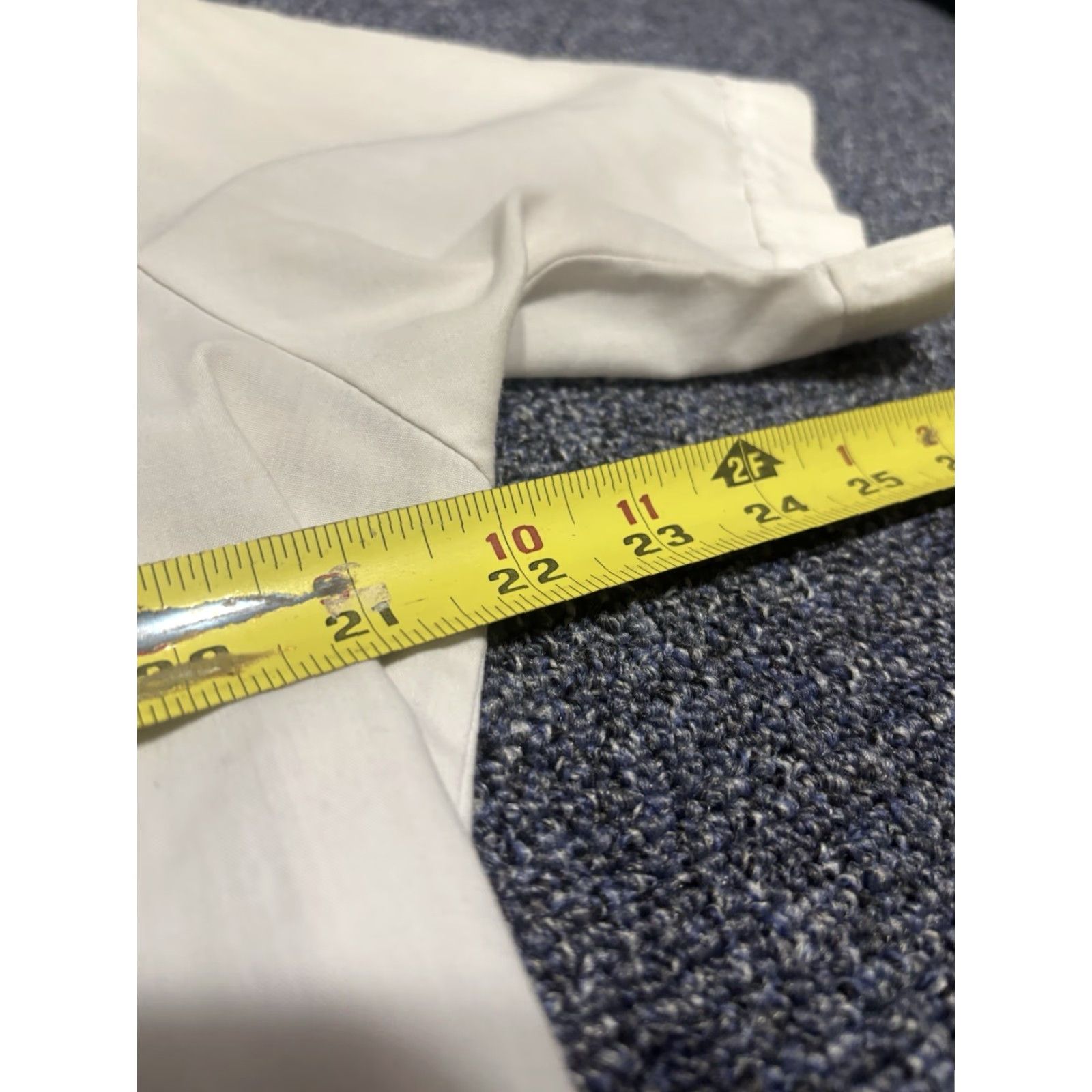 Vintage VINTAGE Romani Shirt Button-Up 70s-80s Mens Beige L Short Sleeve Collared Polyester Blend Easy Care Reg. Fit Size US L / EU 52-54 / 3 - 3 Thumbnail