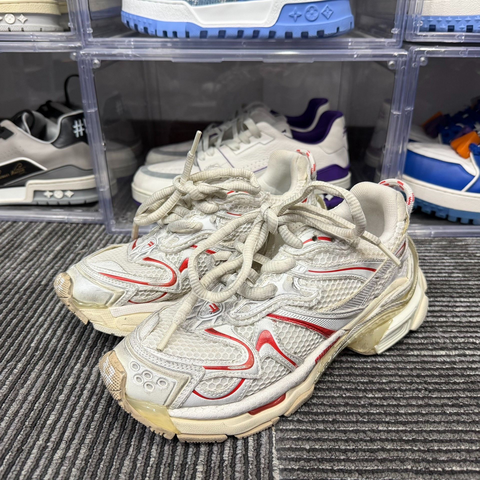 Balenciaga Balenciaga Running Red Lowtop Sneakers us_7 Women Size US 7 / IT 37 - 1 Thumbnail