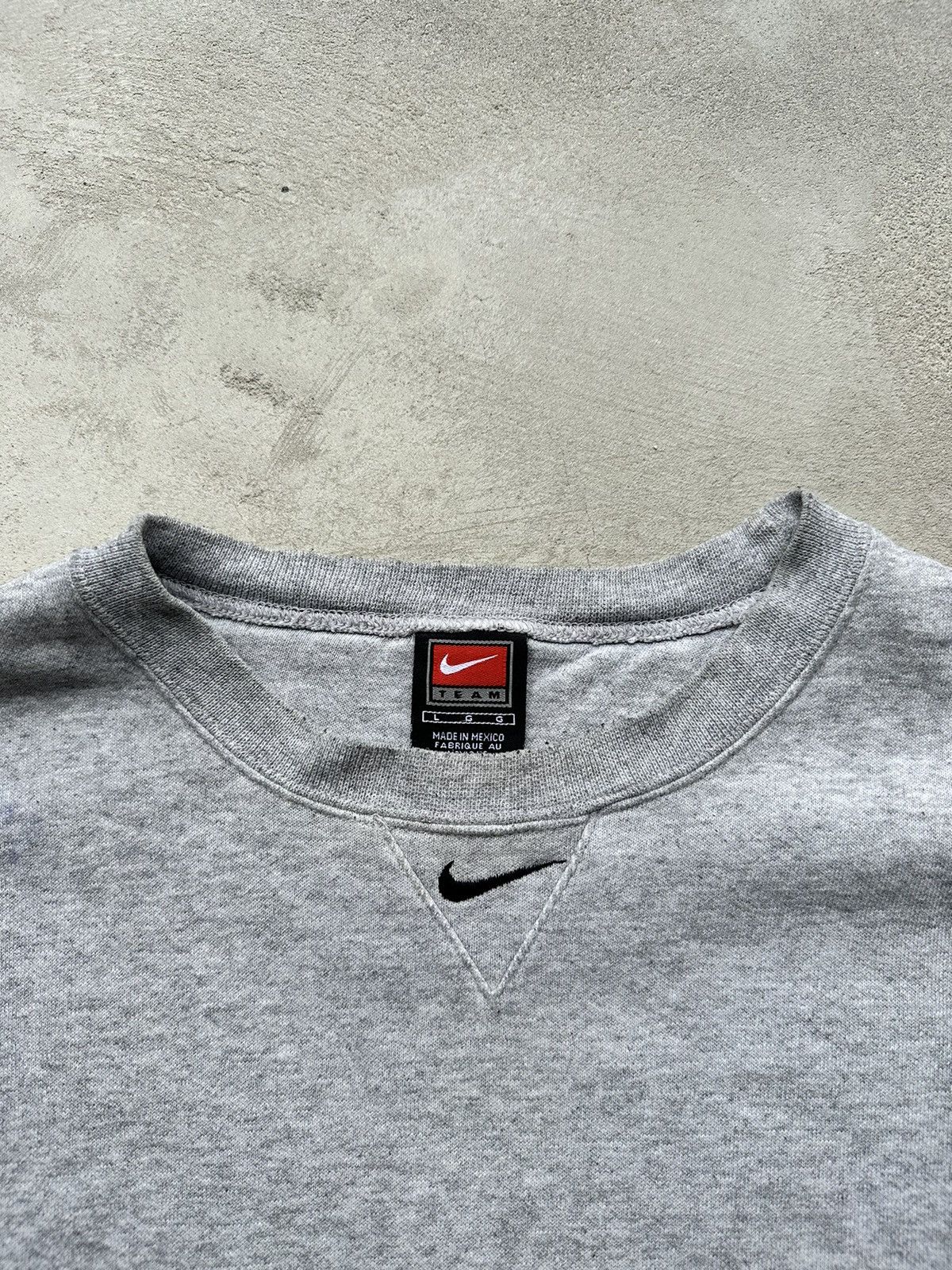 Nike 90s Center Swoosh Sweatshirt