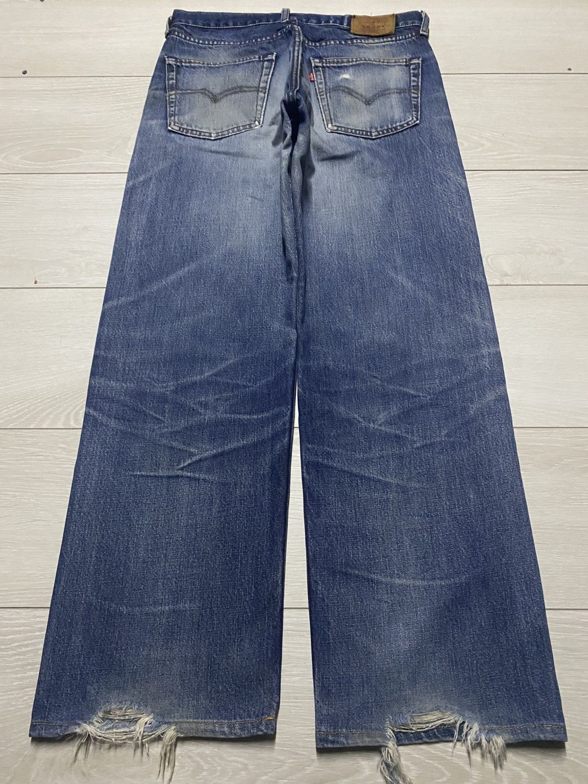 Levi's Vintage Levis 503 Button J09 Distressed Wide Leg Baggy Jeans Size US 31 - 2 Thumbnail