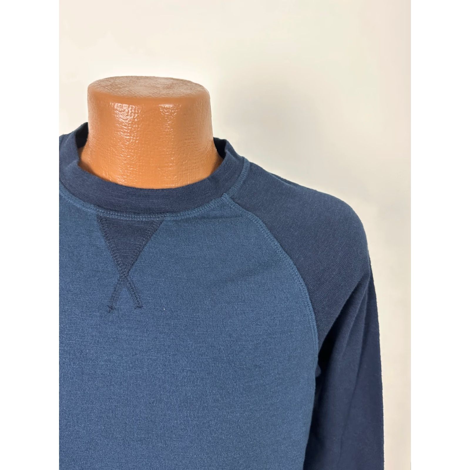 Eddie Bauer Eddie Bauer Raglan T-Shirt Shirt Men M Navy Blue Cotton Polyester Jersey Midweight Outdoor Sports Vintage: No Size US M / EU 48-50 / 2 - 3 Thumbnail