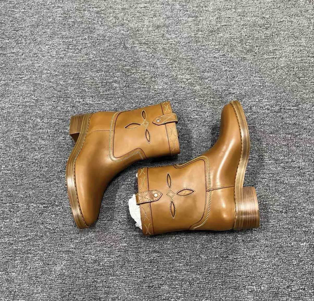 Celine Celine Bohemian Brown Stitching Leather Ankle Boots J41 Size US 6 / IT 36 - 4 Thumbnail