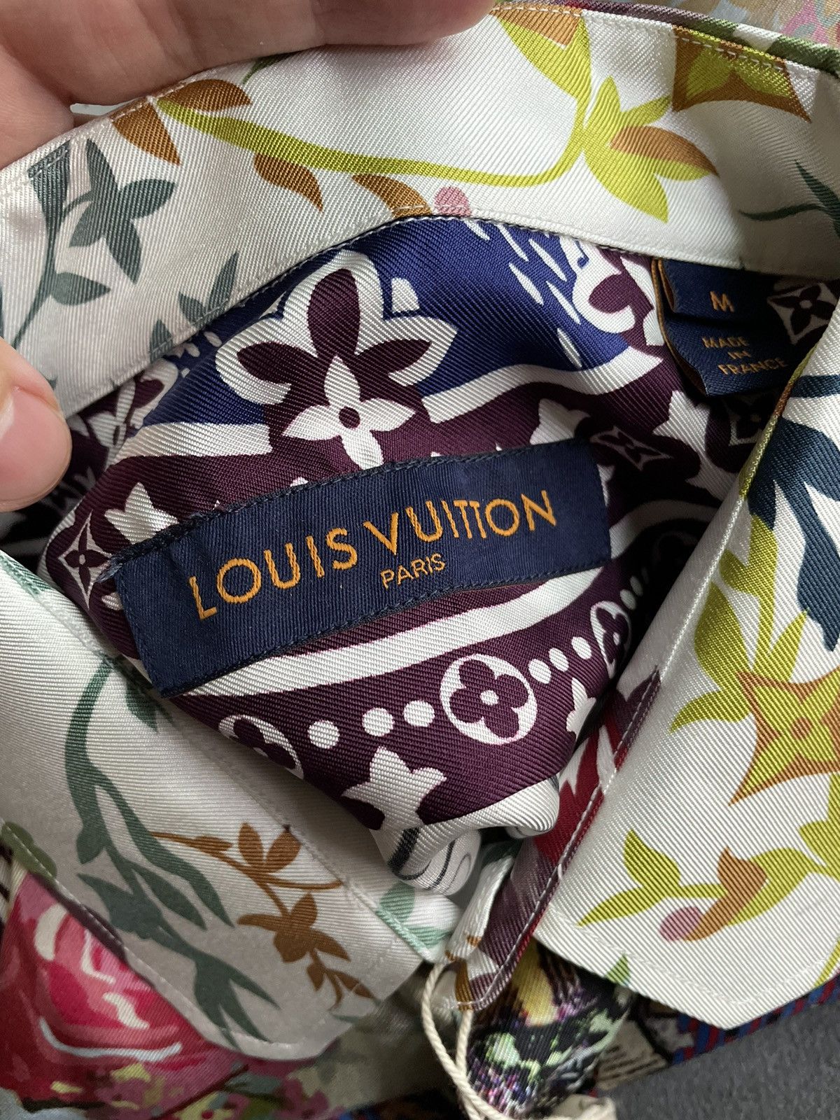 Louis Vuitton Louis Vuitton Flower Bandana Silk Shirt Size US M / EU 48-50 / 2 - 9 Thumbnail
