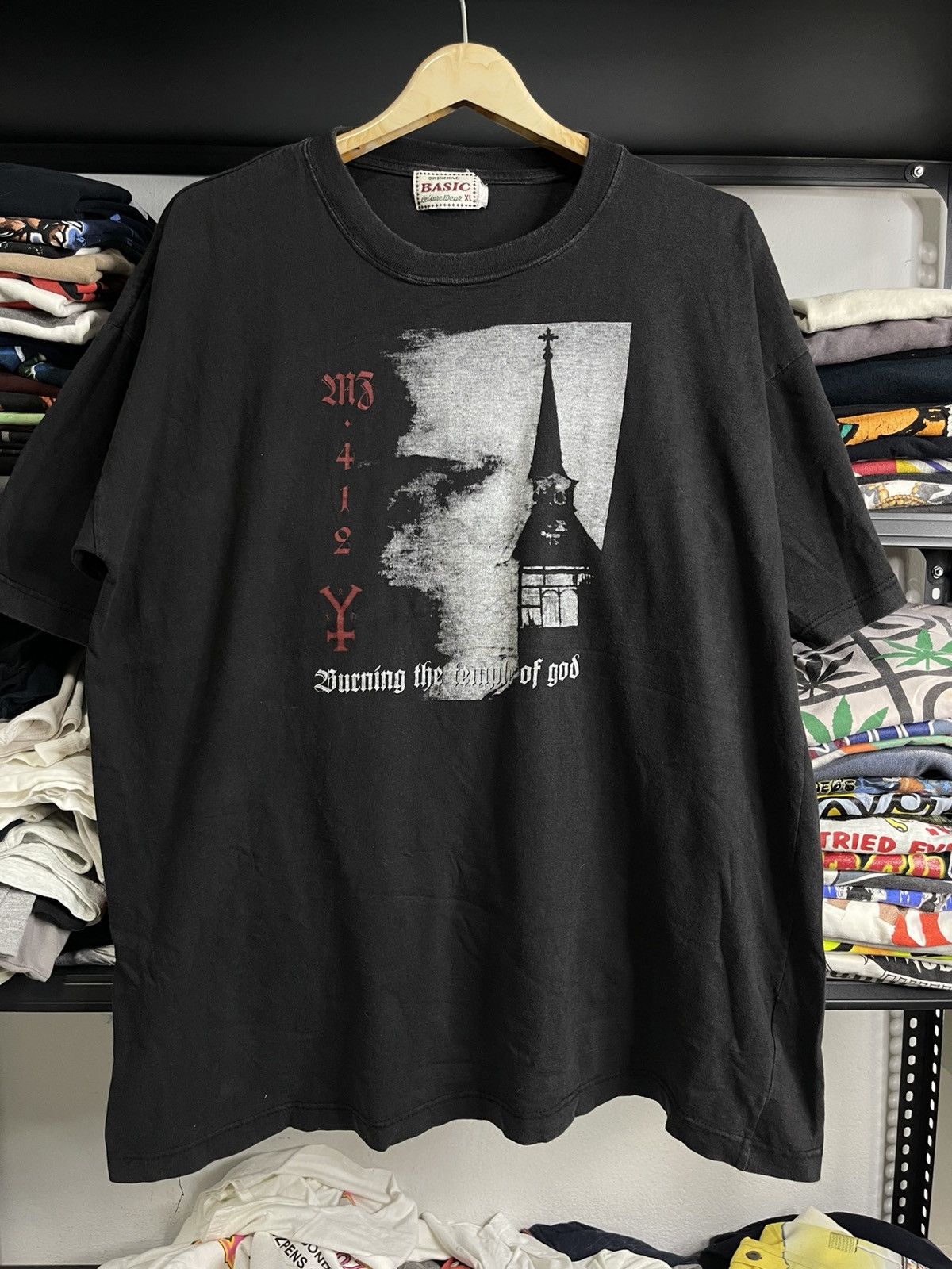 Band Tees Vintage MZ412 Burning the temple of god Black Industrial Tee Size US XL / EU 56 / 4 - 1 Thumbnail