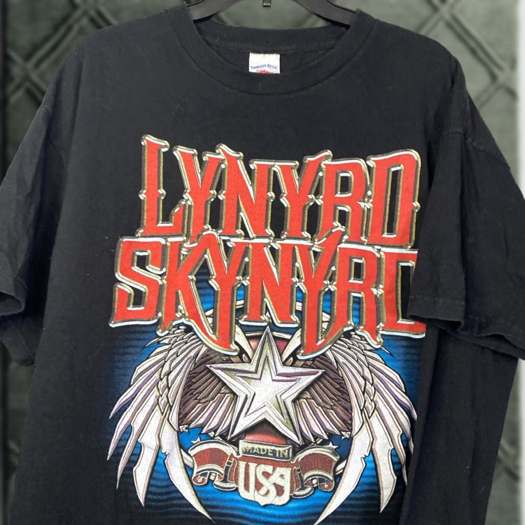 Vintage VINTAGE Lynyrd Skynyrd T-Shirt XL Black Rock Cotton Crew Neck Short Sleeve 90s Concert Unisex Adults Big & Tall TS Shirt Men Women Size US XL / EU 56 / 4 - 1 Thumbnail
