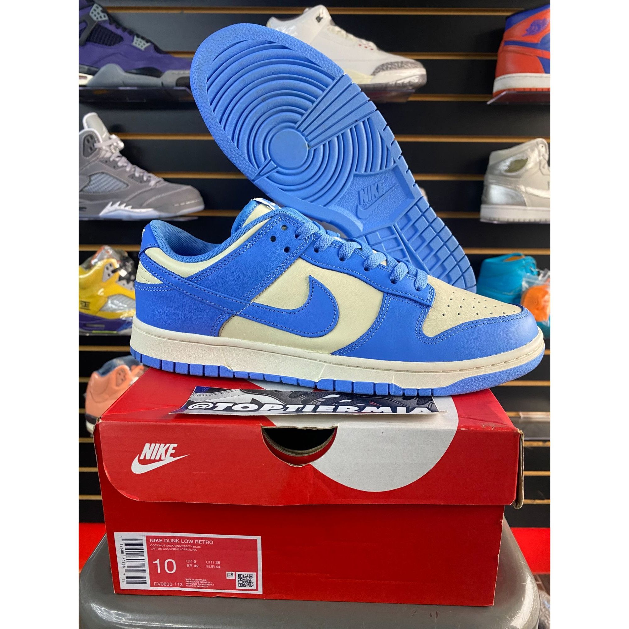 Nike NIKE DUNK LOW UNIVERSITY BLUE 2024 SZ 10 Size US 10 / EU 43 - 1 Thumbnail