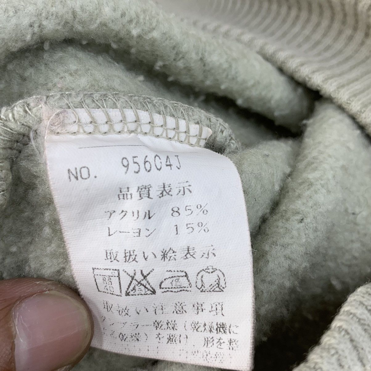 Japanese Brand Claudio Valentino Paris Vintage Pullover Sweatshirt Size US L / EU 52-54 / 3 - 11 Thumbnail