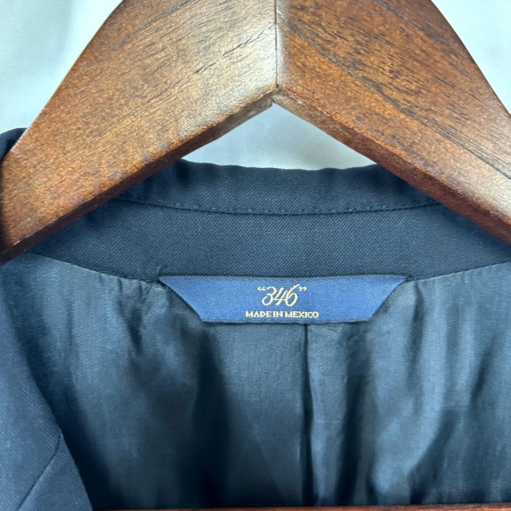 Brooks Brothers Brooks Brothers Blazer Mens 43R Navy Blue 100% Wool Gold Button Sport Coat Size 46R - 5 Thumbnail