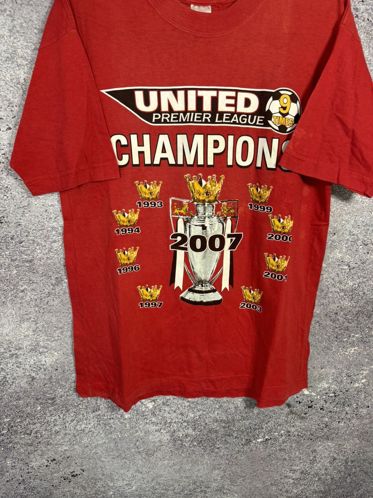 Vintage Vintage Manchester United Champions 2007 Red Tee Merchandise Size US S / EU 44-46 / 1 - 4 Thumbnail