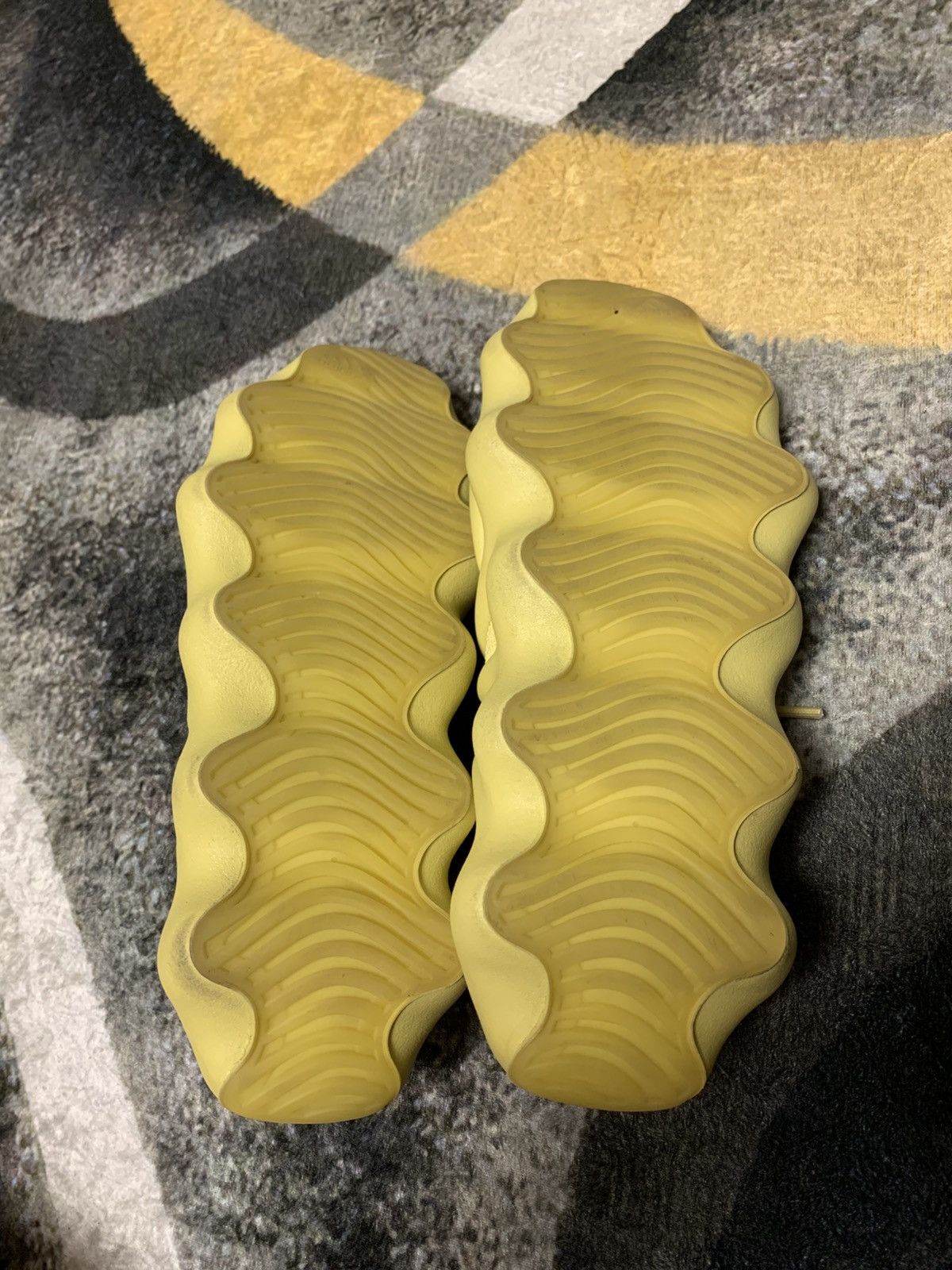 Yeezy Yeezy 450 Sulfer Size ONE SIZE - 6 Thumbnail