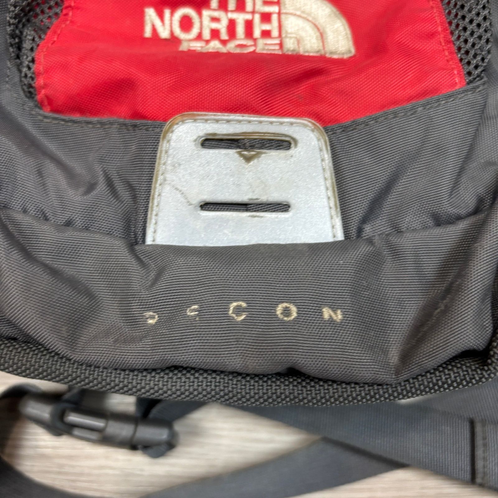 The North Face Rare The North Face TNF Recon Daypack Backpack Hiking Gorp Size ONE SIZE - 3 Thumbnail